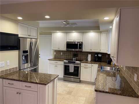 535 Flamevine Lane, Vero Beach, FL 32963