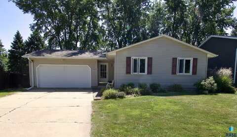 5513 W Chelsea Dr, Sioux Falls, SD 57106