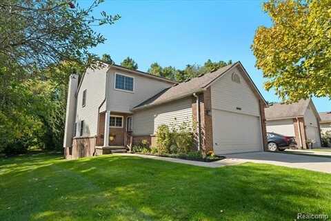 10484 Northvalley Court, Hartland, MI 48353