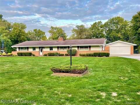 9304 Morrison Avenue, Plymouth, MI 48170