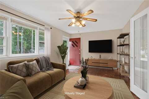 352 HURDLE Drive, Chesapeake, VA 23322