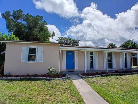216 NE Prima Vista Boulevard, Port Saint Lucie, FL 34983
