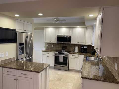 535 Flamevine Lane, Vero Beach, FL 32963