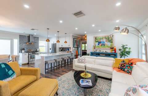 3800 Spruce Avenue, West Palm Beach, FL 33407