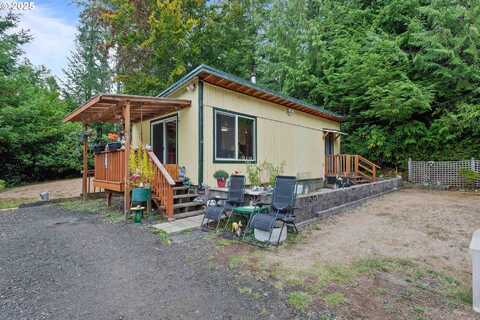 93585 BRIAR LN, Coos Bay, OR 97420