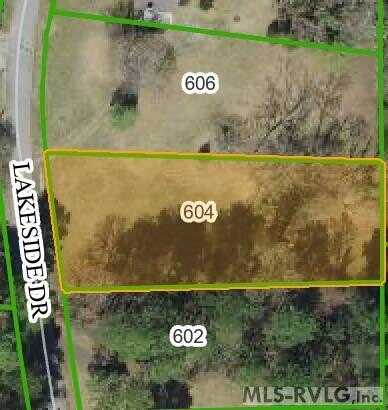604 Lakeside Dr, Emporia, VA 23847