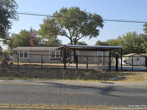 22025 Priest, Elmendorf, TX 78112
