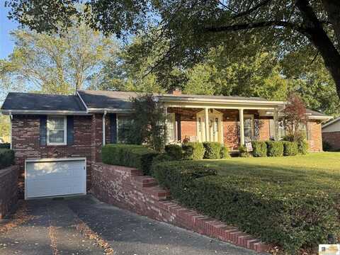 313 Hall Street, Glasgow, KY 42141