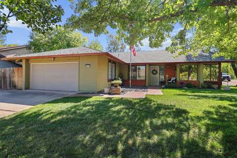 3897 Fujiyama Way, Redding, CA 96001