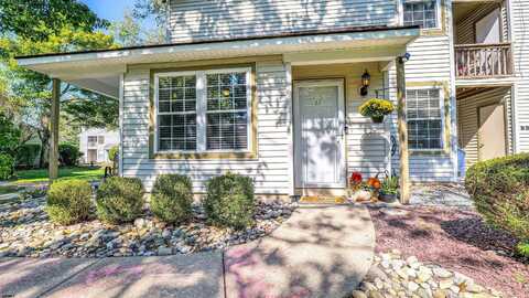 77 Waterview Dr, Smithville, NJ 08205