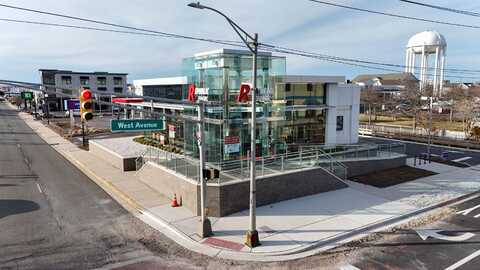 201 E 9th St, Ocean City, NJ 08226