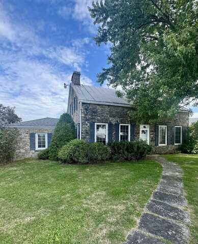 1577 County Route 6, Hammond, NY 13646