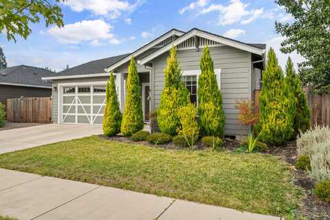 1783 Pearl Eye Lane, Medford, OR 97504