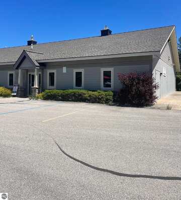 73 W Fourth Street, Suttons Bay, MI 49682