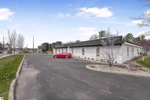 1235 E Front Street, Traverse City, MI 49686