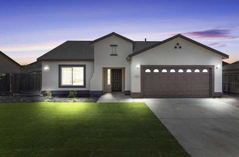 1323 Homassel Avenue, Lindsay, CA 93247