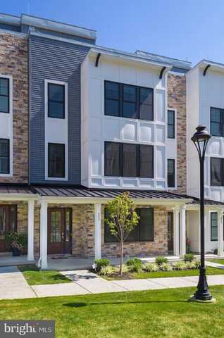 353 HORSESHOE TRAIL, NEWTOWN SQUARE, PA 19073