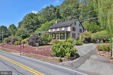 2145 OLD LANCASTER PIKE, REINHOLDS, PA 17569