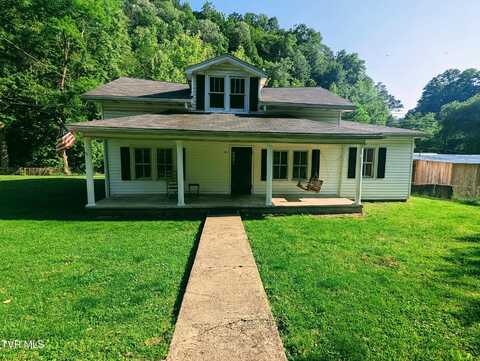 124 Garmon Sutherland Street, Haysi, VA 24256