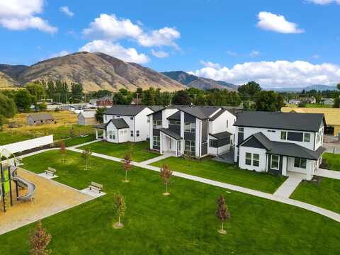 186 W 3175 S, Nibley, UT 84321
