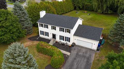 4 Darin Avenue, Morrisonville, NY 12962
