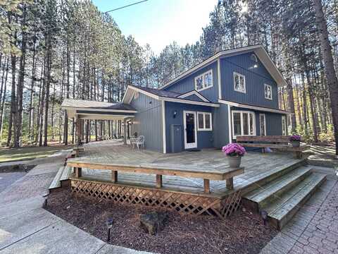 5905 Oak Cliff Ct, Gaylord, MI 49735