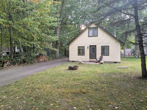 309 Englewood Drive, Roscommon, MI 48653