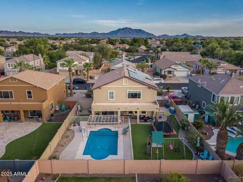 3866 E LATHAM Way, Gilbert, AZ 85297
