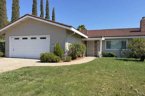 442 Yellowstone Drive, Vacaville, CA 95687