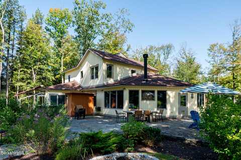 71 Blunt Rd, Egremont, MA 01230