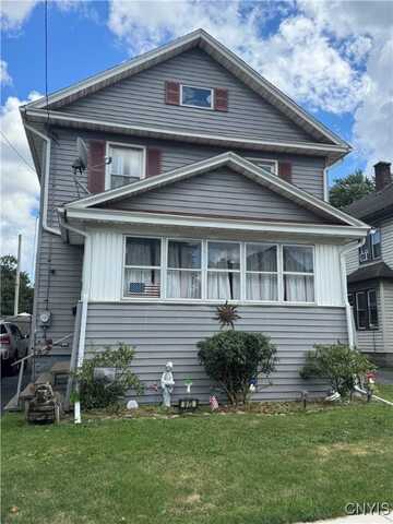 913 Champlin Avenue, Whitestone, NY 13502