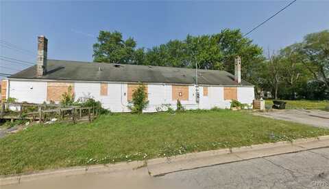 40-44 Benefield Place, Tonawanda, NY 14150