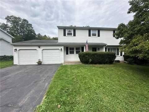 202 Thornton Circle S, Camillus, NY 13031
