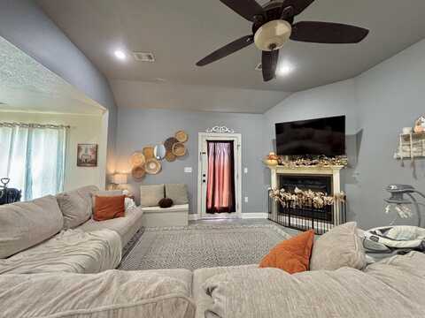 122 Harper Drive, Brookland, AR 72417