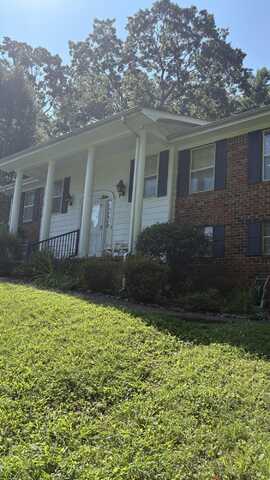 801 Chestnut Wood Lane, Chattanooga, TN 37421