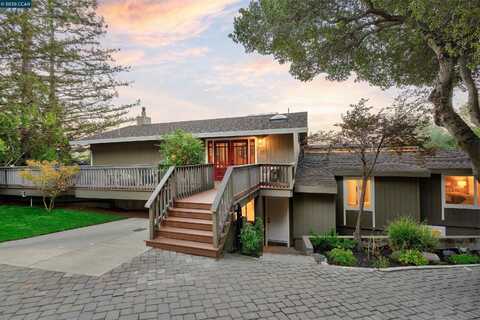 33 Marston Rd, Orinda, CA 94563