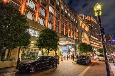 10 Rowes Wharf unit: Ph4, Boston, MA 02110