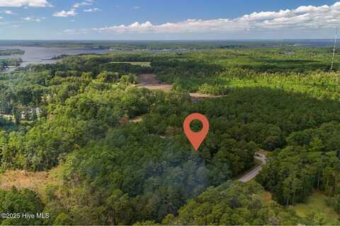 101 Cummins Creek Road, Beaufort, NC 28516