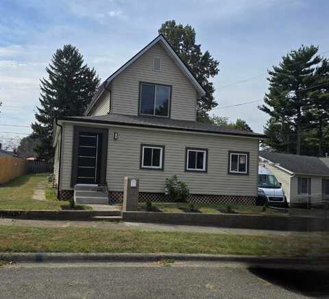 425 N 11th Street, Newark, OH 43055