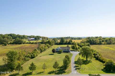70 Johnny Cake Lane, Coxsackie, NY 12051