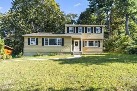 77 McCormack Road, Bethlehem, NY 12159