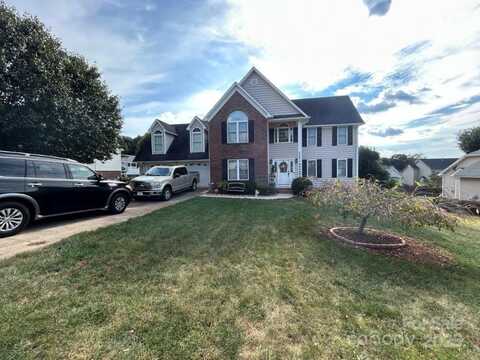 2587 Ironwood Drive, Hickory, NC 28602
