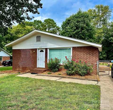 803 E John Street NW, Matthews, NC 28105