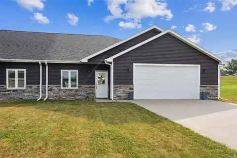 205 N 8th Avenue, Sully, IA 50251
