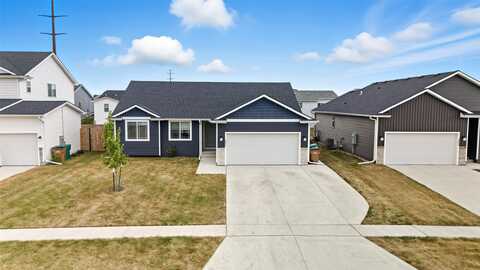 2817 21st Street SW, Altoona, IA 50009