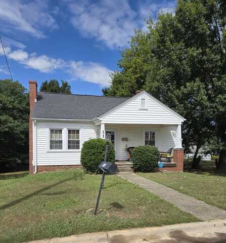 118 ROCKLAWN AVE, Danville, VA 24540