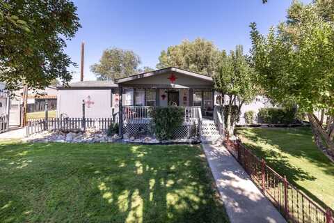 402 W Cedar Street, Carlin, NV 89822