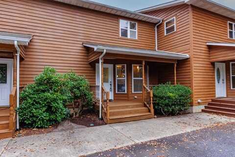 151 Country Club Drive, Townhouse Unit 7, Whittier, NC 28789