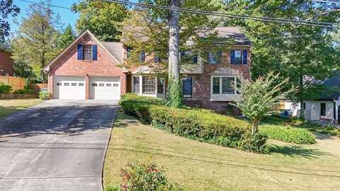 921 Cedar Trace SW, Lilburn, GA 30047