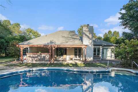 710 Friendship Ridge Court, Powder Springs, GA 30127